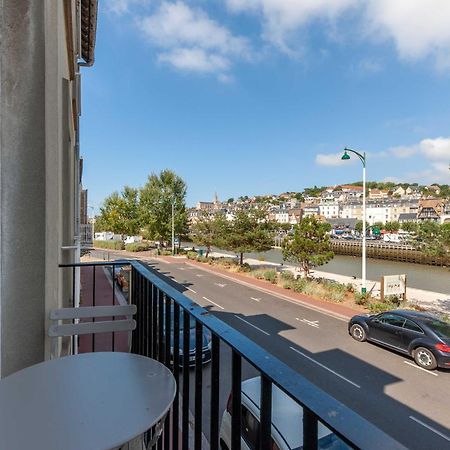 Studio Sleeps 4 With Terrace, 500M Place Morny Довиль Экстерьер фото