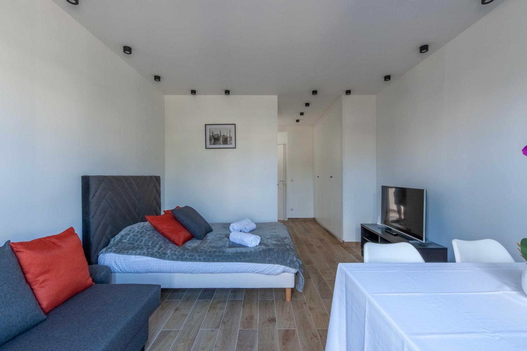Studio Sleeps 4 With Terrace, 500M Place Morny Довиль Экстерьер фото